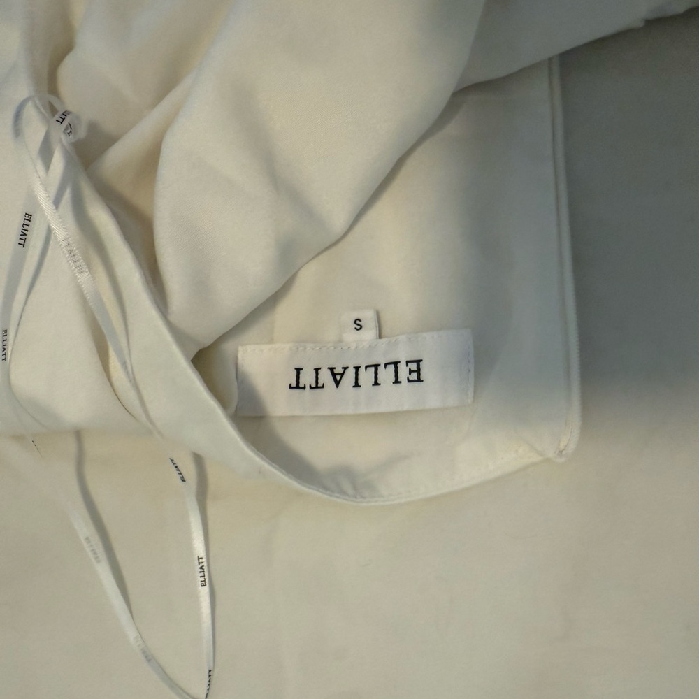 Elliatt Asymmetrical White Dress - Picture 8 of 8